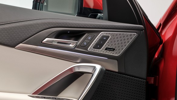 Видатний звук та зовнішній вигляд.