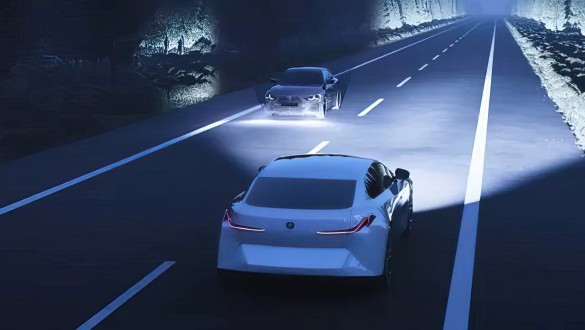 Користуйтеся постійно увімкненим дальнім світлом.