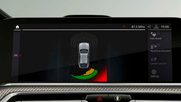 Асистент паркування Plus.