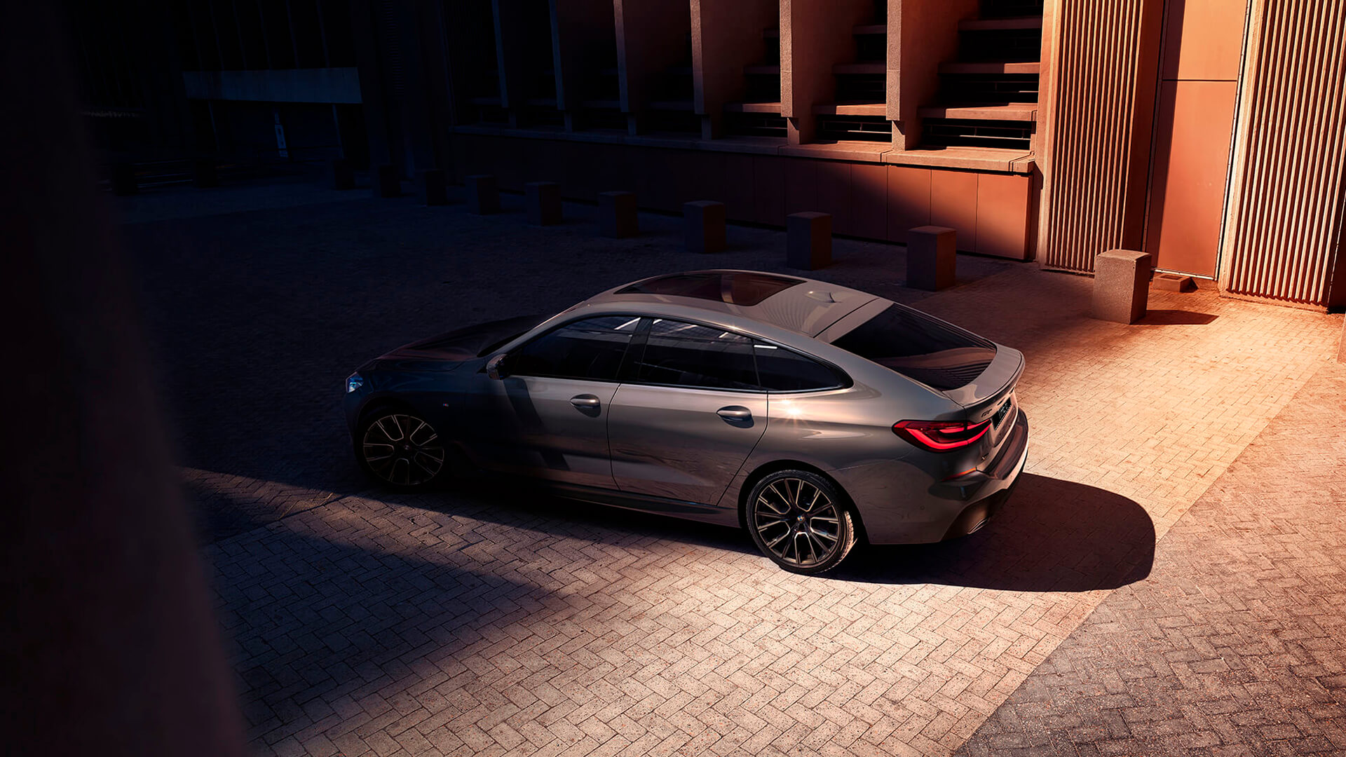 СПОРТИВНИЙ ТА ЕЛЕГАНТНИЙ BMW 6 СЕРІЇ GT.