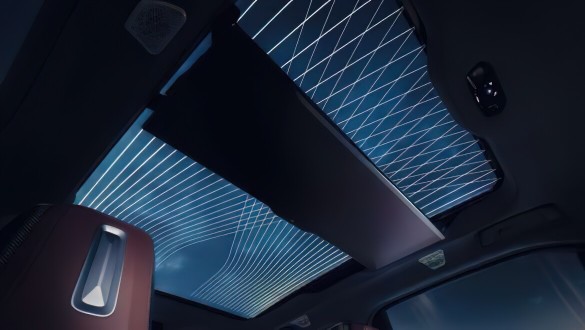 Дах зі скла з панорамним оглядом Sky Lounge.