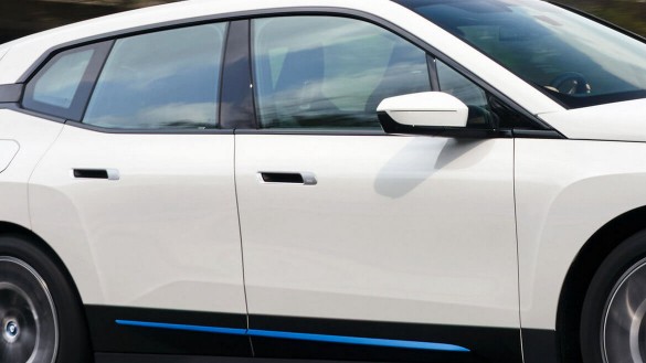 Мінімалістичні поверхні.