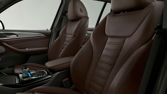 Спортивні сидіння.