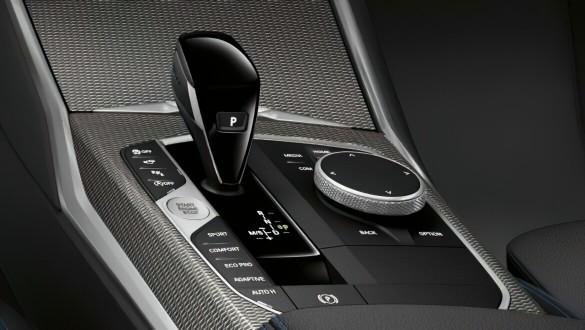 8-ступенева спортивна автоматична коробка передач Steptronic.