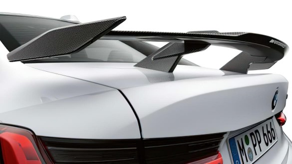 Карбоновий задній спойлер M Performance.