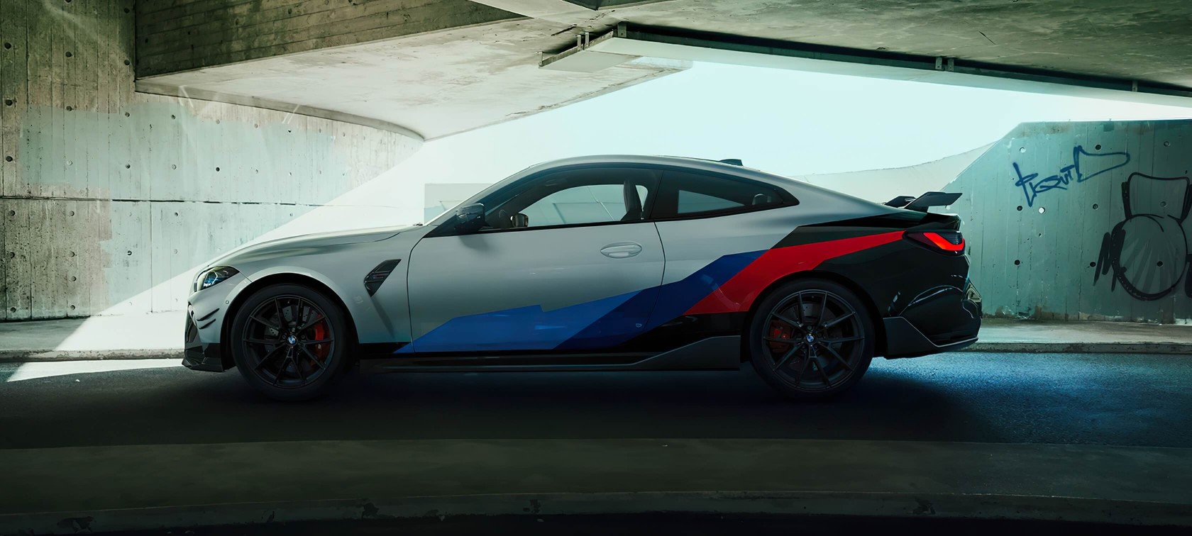 АКСЕСУАРИ BMW M PERFORMANCE