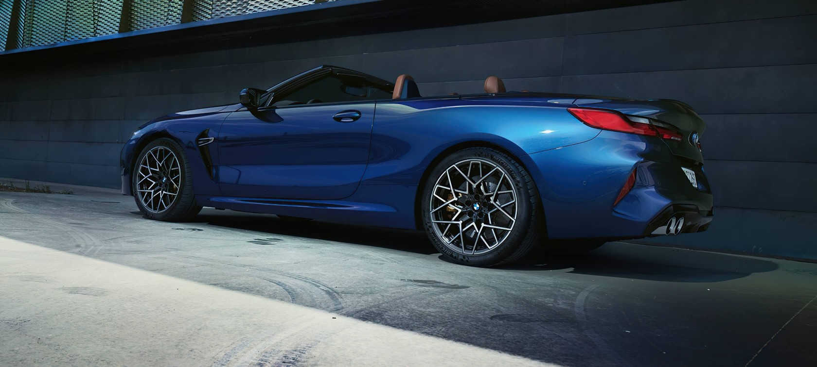 BMW M8 CABRIO – ОСОБЛИВОСТІ ПРОДУКТУ.