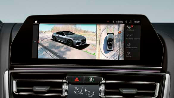 Parking Assistant Plus.