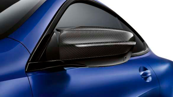 Дзеркала заднього виду в чорному кольорі.