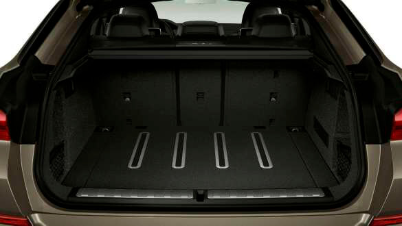 Додаткові пристосування для розміщення речей в салоні