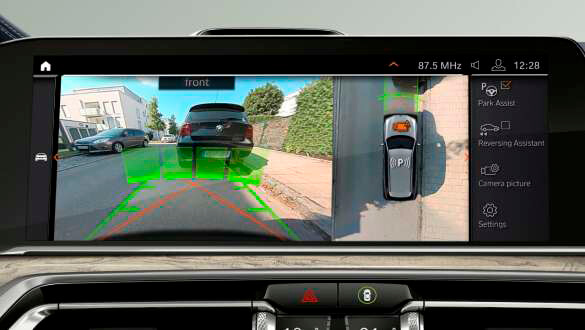 Асистент паркування Plus