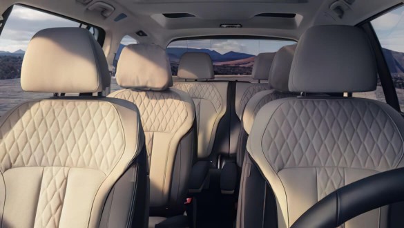 Пасажирам доступно 6 сидінь