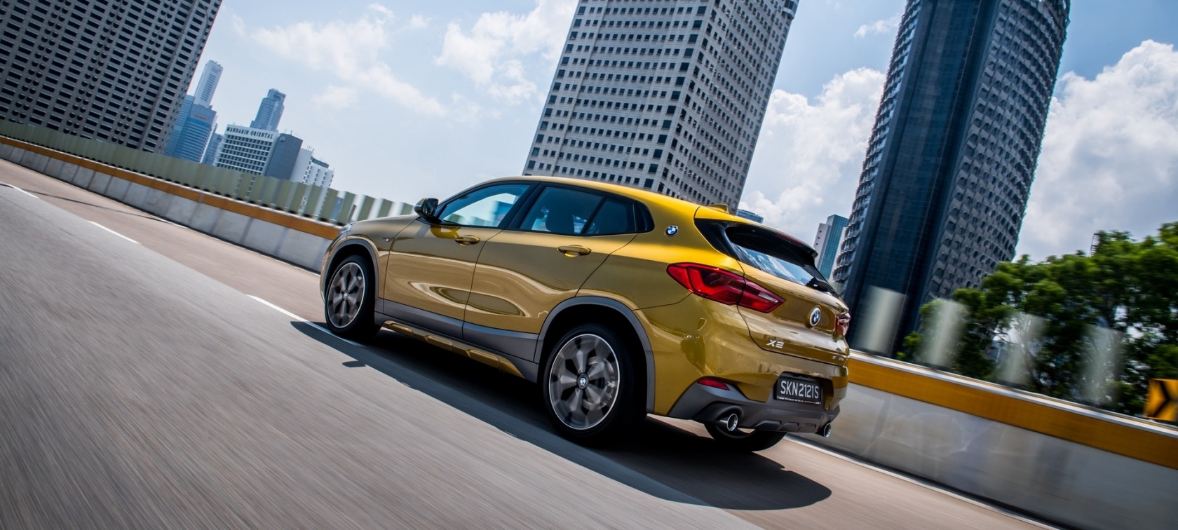 ЩО ВІН СОБІ ДОЗВОЛЯЄ