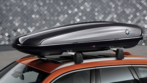 Багажний бокс BMW 420 кольору "Чорний" / "Сріблястий Титан".