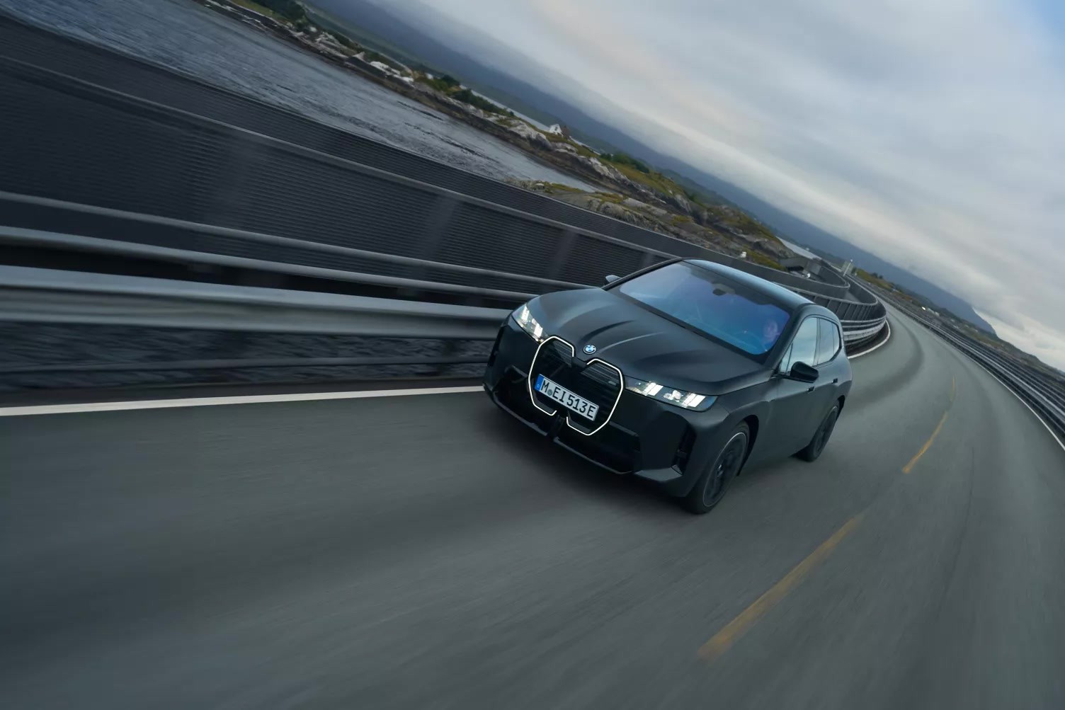 photo_text_left_right_new32659