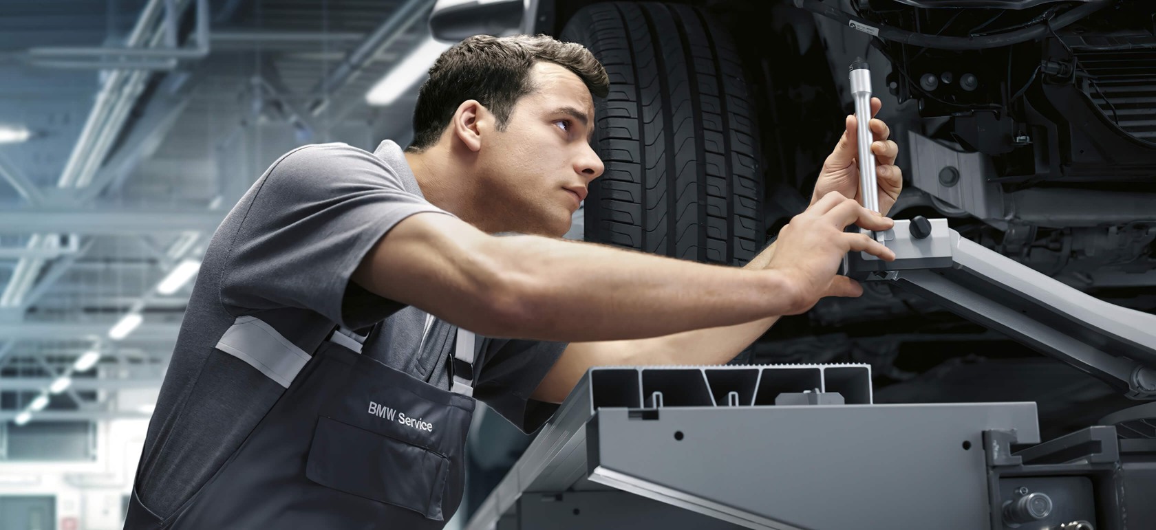 ПРОФЕСІЙНИЙ КУЗОВНИЙ РЕМОНТ BMW