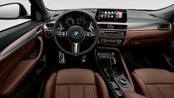 Активний круїз-контроль із функцією Stop & Go.