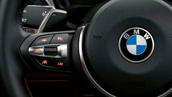 Асистент руху в заторах.