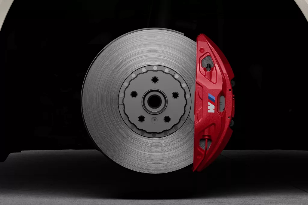 Гальмівна система M Sport має потужну силу.