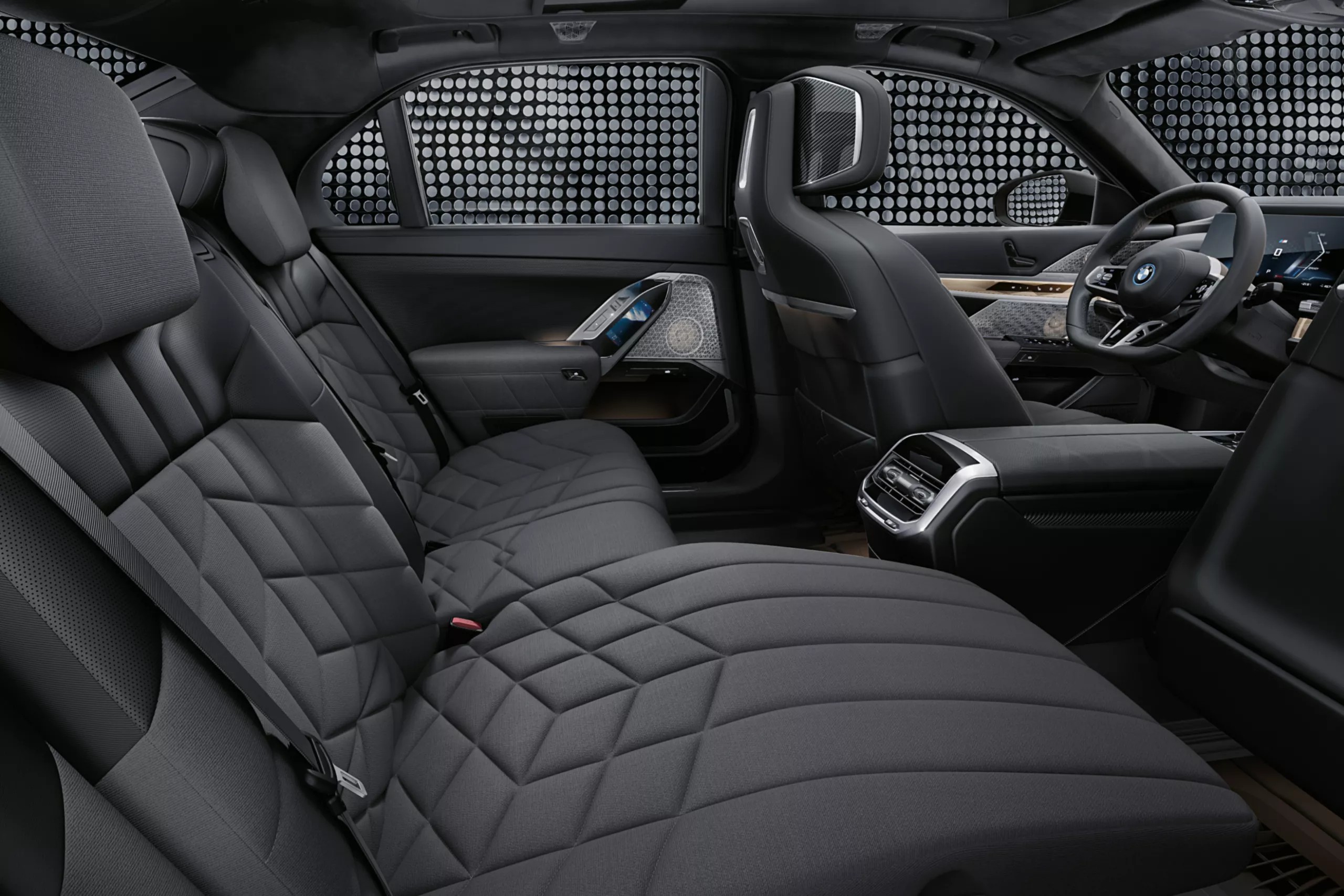 Сідайте зручніше і насолоджуйтеся.