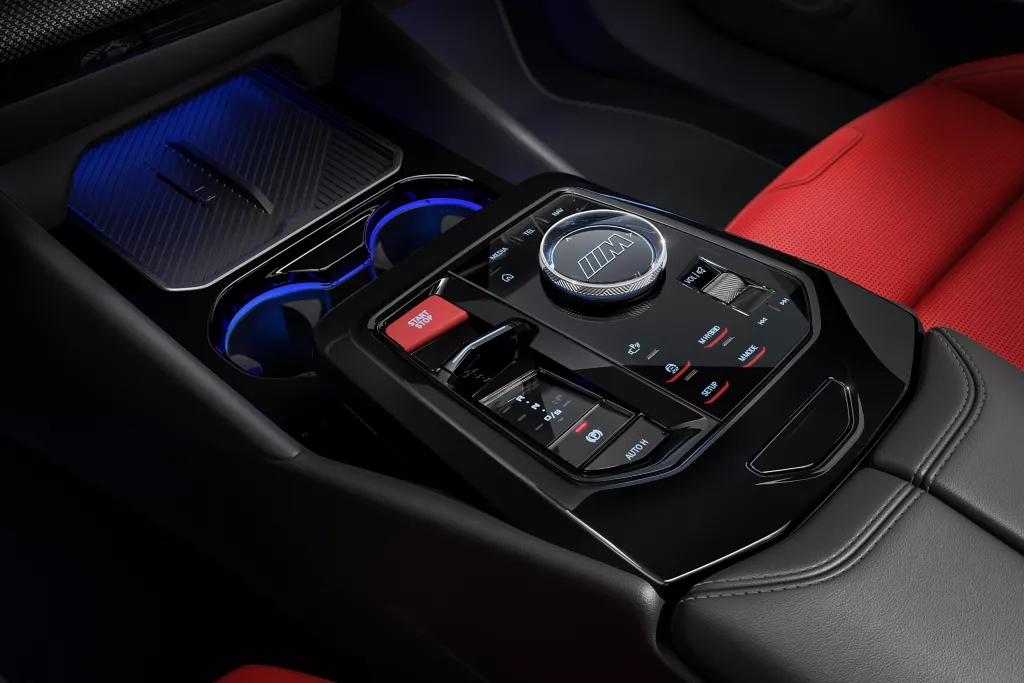 Усе в одному місці.