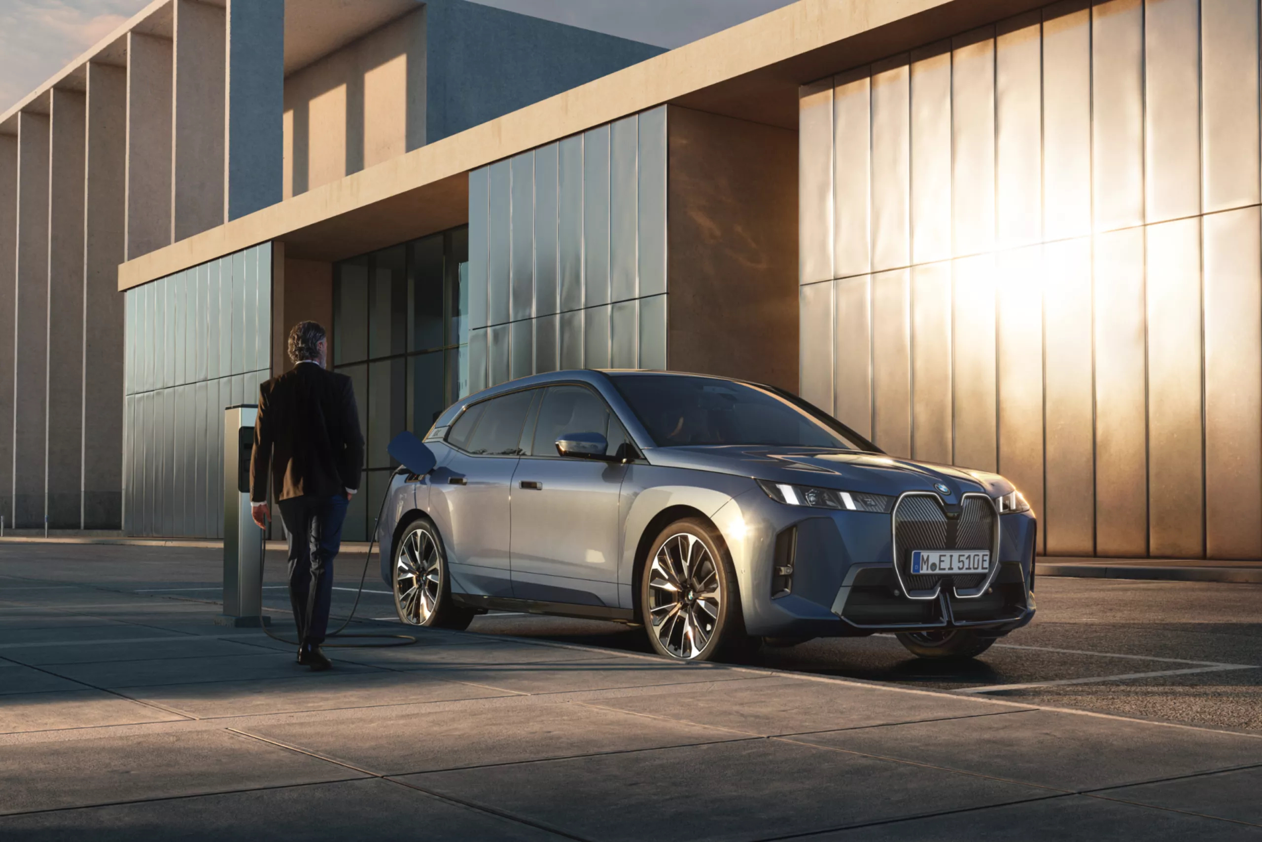 Швидко заряджається, швидко повертається на дорогу.