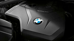 2,0-литровый 4-цилиндровый бензиновый двигатель BMW TwinPower Turbo.