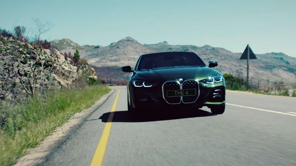 vertical_gallery_video