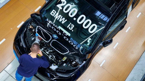 Рушій інновацій у сфері мобільності: на сьогоднішній день вироблено 200 000 автомобілів BMW i3.